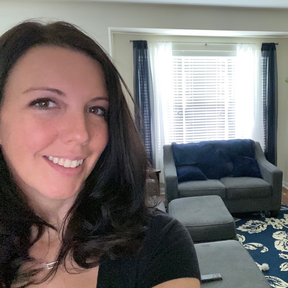 Meet your Posher, Rebecca